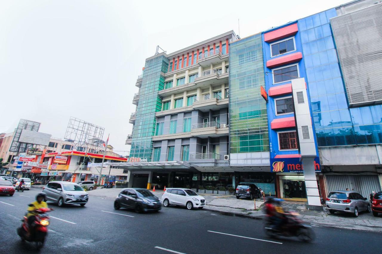 Aston Pekanbaru City Hotel Ngoại thất bức ảnh