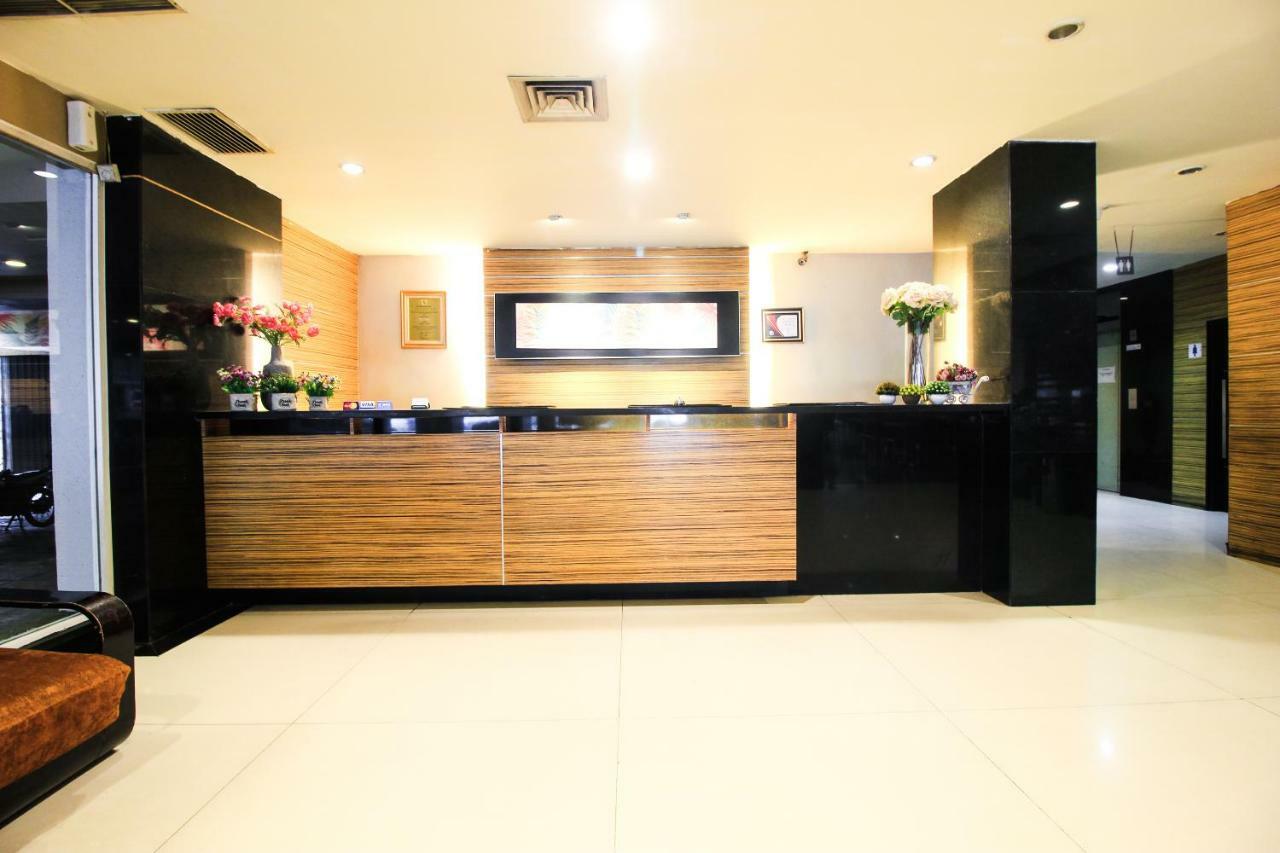 Aston Pekanbaru City Hotel Ngoại thất bức ảnh